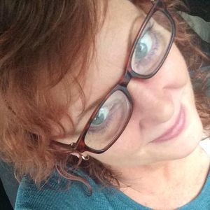 Meet your Posher, Denise